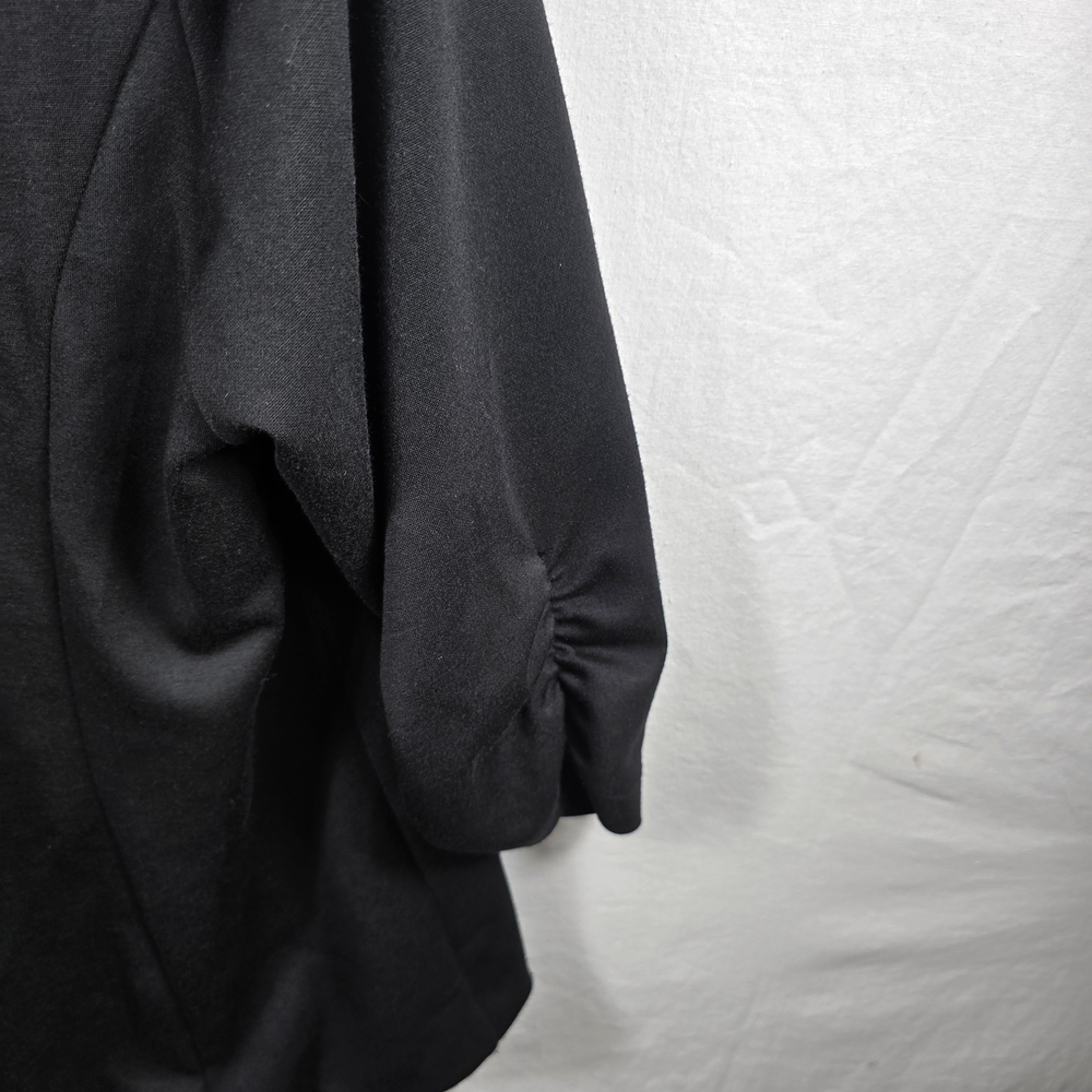 Torrid Black Women's Plus Blazer Size 2X Pockets - Picture 6 of 7